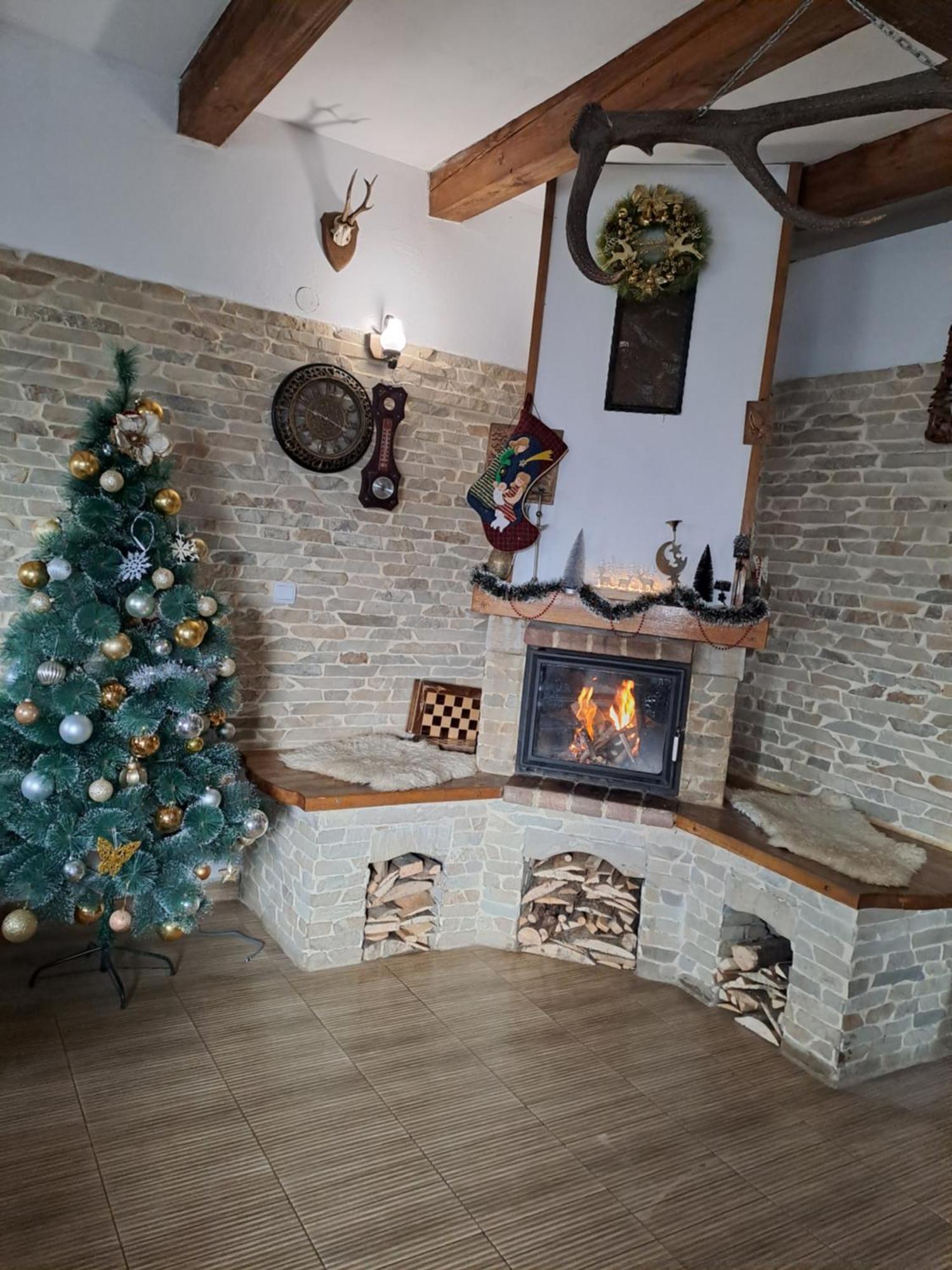 Casa Cristalul Muntilor Hotel Poiana Mărului Eksteriør billede